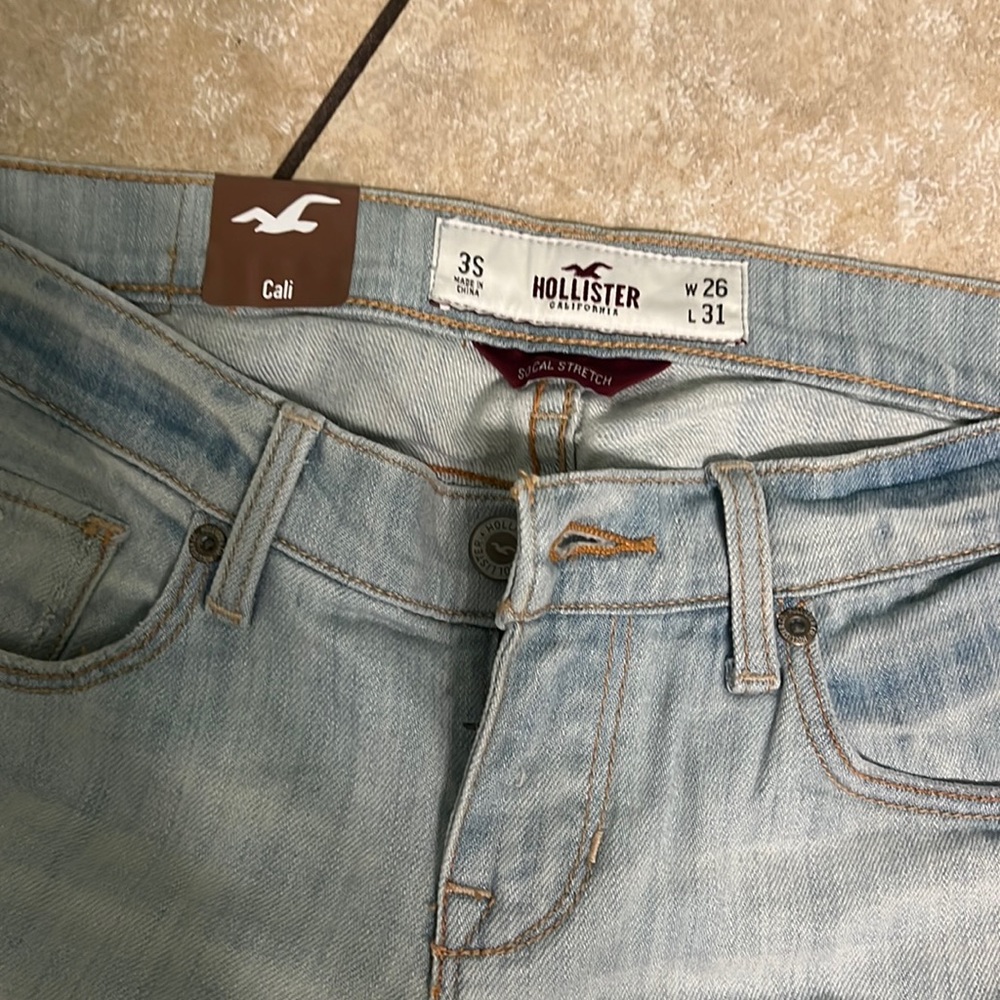 Holister Cali Flare size 3